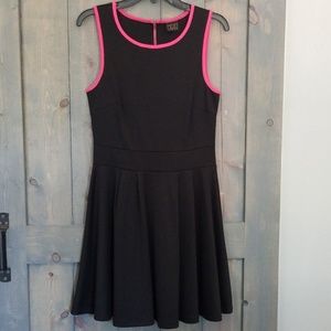 MOD Lusive Black Dress with Pink Detail